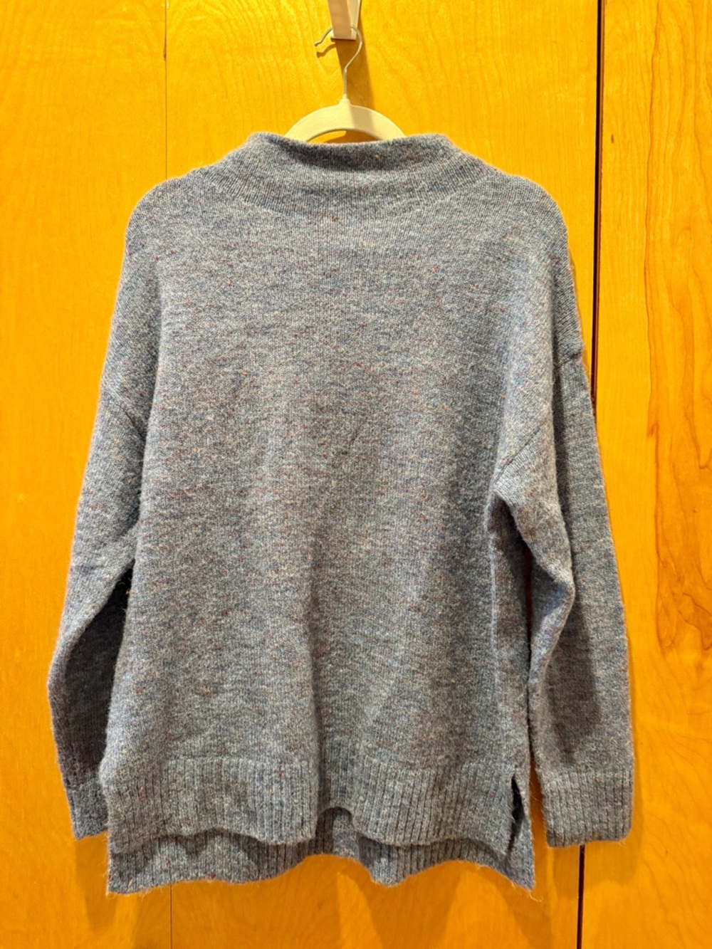 NWOT Women’s Well Worn Blue Heathered Turtleneck Sweater. Size S